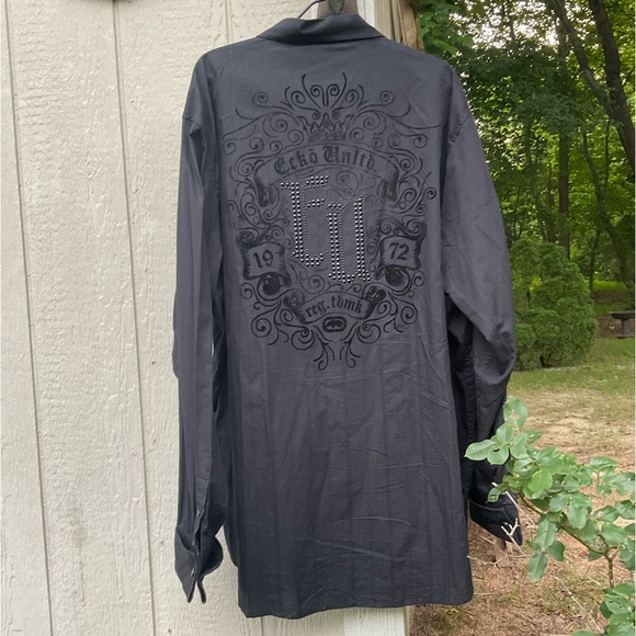 Men’s Ecko Unltd. Classic Studded Black Velvet Accented Button Down Shirt! - Picture 2 of 11